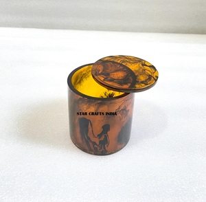 Promotionnel Early Riser Bouteille Gourde Forme Cristal Résine Boîtes De Rangement Décoratives Pot De Bonbons Cire Tasse Mini Chocolat Boîte De Bonbons - Product Image 2