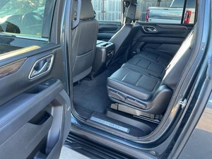 Usado 2021 Chevroletee SuburbanN LT - Product Image 2