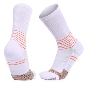 Calcetines lisos sólidos personalizados de alta calidad para hombres 100% algodón caliente transpirable suave y cálido calcetines de hombre de longitud media elásticos de moda - Product Image 2