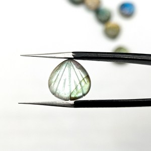 Perles sculptées en forme de coquille de Labradorite Flashy naturelle breloques 12mm Labradorite perles de pierres précieuses en vrac pour la fabrication de bijoux prix en gros - Product Image 4