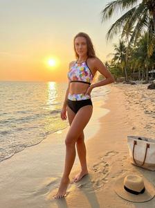 Conjunto de Bikini Sexy de Color Sólido al por Mayor para Mujer, Traje de Baño de Nailon y Elastano de Alta Calidad, Logotipo Personalizado, Traje de Baño de Dos Piezas, Ropa de Playa - Product Image 3