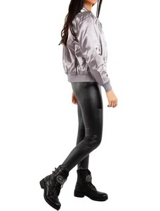 Chaqueta Bomber de Piel de Oveja para Mujer, Cálida para Invierno, con Impresión de Logotipo Personalizado, Reversible y Ecológica para Uso en Exteriores, al Mejor Precio - Product Image 3