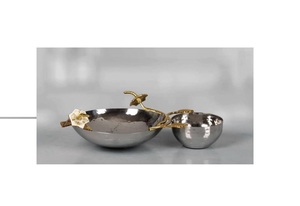 Nouveau plateau de bol de service en aluminium poli brillant plateau de Date de service de qualité supérieure élégant pour les fêtes d'hôtel de mariage - Product Image 2
