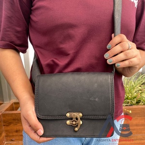 กระเป๋าสะพายพาดลำตัวหนังแท้ขนาดเล็กใหม่ล่าสุดของ2024กระเป๋าดีไซน์หรูหราแฟชั่นทันสมัย - Product Image 1