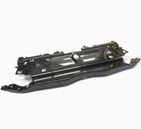 Pour BMW G87 M2 G80 G81 M3 G82 M4 2020-2026 Cache de protection d'ouverture du compartiment moteur en carbone sec 51768082546