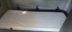 Mejores Ofertas: Camión Semirremolque Cascadia 126 USADO 2022 con Cabina Dormitorio Integral de 72 Pulgadas, 455 HP, Transmisión Automática de 12 Velocidades, Envío a Todo el Mundo - Product Image 3