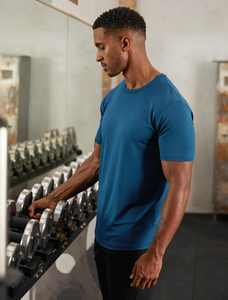 Camiseta de entrenamiento para hombre con estampado personalizado, Camiseta de punto de LICRA de poliéster transpirable, impresión Digital para gimnasio, venta al por mayor, 2025 - Product Image 3