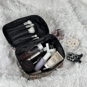 Sac cosmétique personnalisé/en gros, style occidental, grande capacité, trousse de <span class=keywords><strong>maquillage</strong></span> de voyage, organiseur avec poignée et séparateur pour filles - Product Image 4