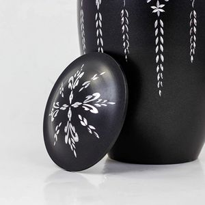Urna de cremación grabada con diamantes de plata para cenizas de adultos, urna conmemorativa hecha a mano para un tributo personalizado - Product Image 4