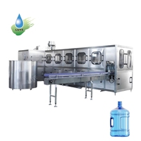Machine de remplissage et de bouchage automatique de barils 300 BPH, pour eau, 20 litres, 18,9 L, 5 gallons, installation d'embouteillage d'eau de haute qualité