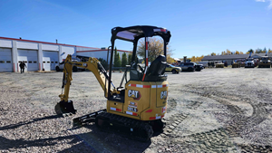 รถขุดขนาดเล็ก รุ่นใหม่ Cat 301.5 รถขุดตีนตะขาบขนาดกะทัดรัด ระบบไฮดรอลิก บุ้งกี๋ขนาดใหญ่ เหมาะสำหรับงานขุดและก่อสร้าง - Product Image 3