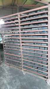 แท่งถ่านหกเหลี่ยมคุณภาพสูงจากไม้100% เหมาะสำหรับบาร์บีคิวโดยบริษัท biwood ในเวียดนามการเผาไหม้เป็นเวลานาน - Product Image 3