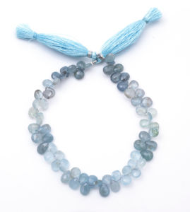 Cuentas de Aguamarina facetadas naturales, hebras de piedras preciosas verdes y azules, formas de gota ovaladas sueltas - Product Image 1
