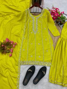 Presentando el nuevo conjunto de Kurti-plazzo Top Georgette pesado de buena calidad con hermoso bordado y pesado Georgette Plazzo y Dupatta - Product Image 3