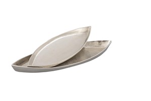 Decorative Aluminum Leaf Design Serving Tray With <b>Unique</b> Design For Anniversary Celebration And Event Decor - Product Image 4