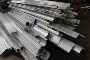 Herramientas de Extrusión de Perfiles de Aluminio para Carcasas Personalizadas - Product Image 4