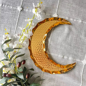 Bandeja de Ramadán de metal con Diseño Artesanal, ideal para servir bocadillos de frutas y durante las noches sagradas de Ramadán - Product Image 1