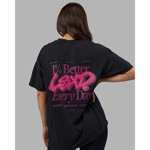 T-shirt Oversize Lourd en Coton-Bambou 240 GSM Noir Délavé Plum Caspia – Modèle Designer - Product Image 4