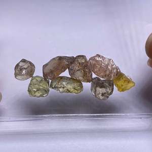 Zafiro Amarillo Natural de Corte Trillón, Gema Suelta, Granate Rojo Ovalado Facetado, Tanzania Umba - Product Image 3