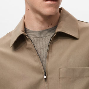 Veste pour homme à col rabattu avec logo personnalisé, en tissu respirant et doux, vêtement décontracté, manches longues, matière confortable - Product Image 5