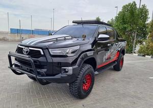 Toyota Hilux Revolution 2018 / Disponible para la Venta con Bajo Kilometraje, Motor de Gasolina, Auto Usado en Excelentes Condiciones y Sin Accidentes - Product Image 2