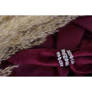 Anillo de Compromiso de Diamante Platino con Corte Esmeralda, Chapado en Rodio, Estilo Romántico, Plata de Ley 925 - Product Image 1