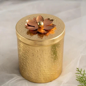 Dernier modèle de boîtes à bougies en cuivre de forme ronde conteneurs à bougies meilleure qualité pour les décorations d'éclairage de table de fête de mariage - Product Image 6