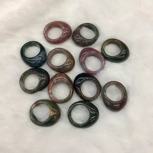 Vente en gros de bracelets en résine faits à la main, nouveaux produits de conception pour la main, bracelets pour filles et femmes, bijoux de mode pour femmes - Product Image 2