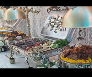 Plat de service de luxe à motif floral, orné, avec dessus en laiton floral suspendu, style vintage argenté éblouissant - Product Image 4