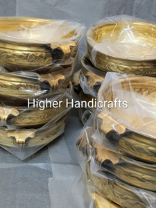 Urli Decorativo de Latón Repujado para Velas Flotantes y Flores, Tazón de Diseño para Decoración de Sala de Estar, 11 Pulgadas - Product Image 6