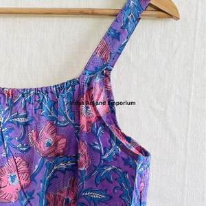 Hermoso Vestido Estampado Floral en Bloques de Algodón, Vestido para Uso Casual, Vestido Estampado a Mano - Product Image 3