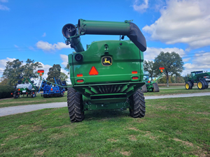 Moissonneuses-batteuses John Deere S770 d'occasion de qualité à prix abordable à vendre |   Moissonneuses-batteuses John Deere S770 d'occasion à bon prix - Product Image 3