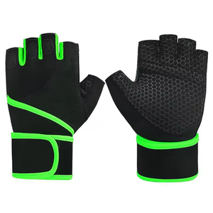Guantes Deportivos Ligeros de Medio Dedo SMART SHINE ENTERPRISES, Unisex, de Malla, para Entrenamiento, Levantamiento de Pesas, con Cierre de Hebilla y Ribete Verde - Product Image 1