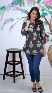 Kurtis cortos de rayón pesado fabricados en la India para mujer estilo tradicional de Bollywood listos para usar a precio mayorista - Product Image 3