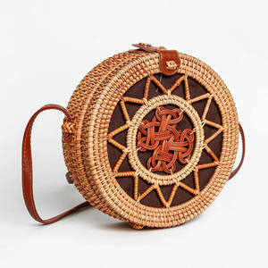 Vente en gros Sac à bandoulière exquis en rotin tissé à la main en osier avec motif étoile et cercle élégant fabriqué au Viet Nam - Product Image 2