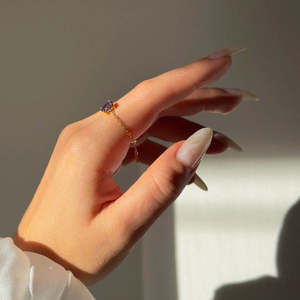 Bague ovale plaquée or 18 carats Hallmark avec saphir, chaîne incrustée tendance pour garçons, style éternité, cadeau idéal - Product Image 3