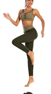 Nouveau design de haute qualité, ensemble de yoga en deux pièces, ensembles d'entraînement sans couture pour femmes, prix bon marché pour la vente en ligne - Product Image 3