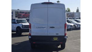 Ford E-Transit Cargo Van T-350 2022, Techo Mediano de 148 Pulgadas, 9500 GVWR, Tracción Trasera, Usada en Excelentes Condiciones - Product Image 5