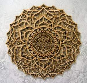 Mandala mural en MDF conçu pour les amateurs de décoration intérieure indienne à la recherche d'art en bois traditionnel et spirituel - Product Image 5