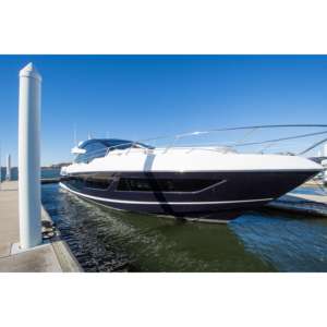 Yacht à voile de luxe en fibre de verre Sunseeker Predator 74 XPS 2021 avec des caractéristiques de haute performance, propulsion à essence, 35-40 nœuds - Product Image 4