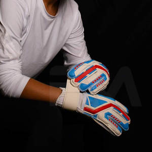 Gants de gardien de but fabriqués au Pakistan, gants de gardien de but pour sports de plein air, gants de gardien de but de haute qualité - Product Image 4