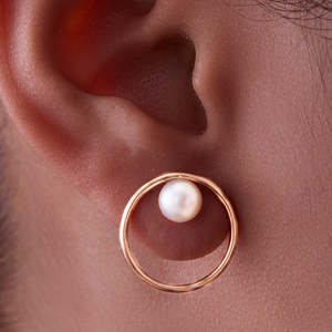 New Akoya Pearl Stud <b>Earring</b> for Women Elegant Imitation Pearl <b>Fashion</b> Orbital <b>Hoop</b> Stud <b>Earring</b> Temperament Wedding Ear Jewelry - Product Image 2