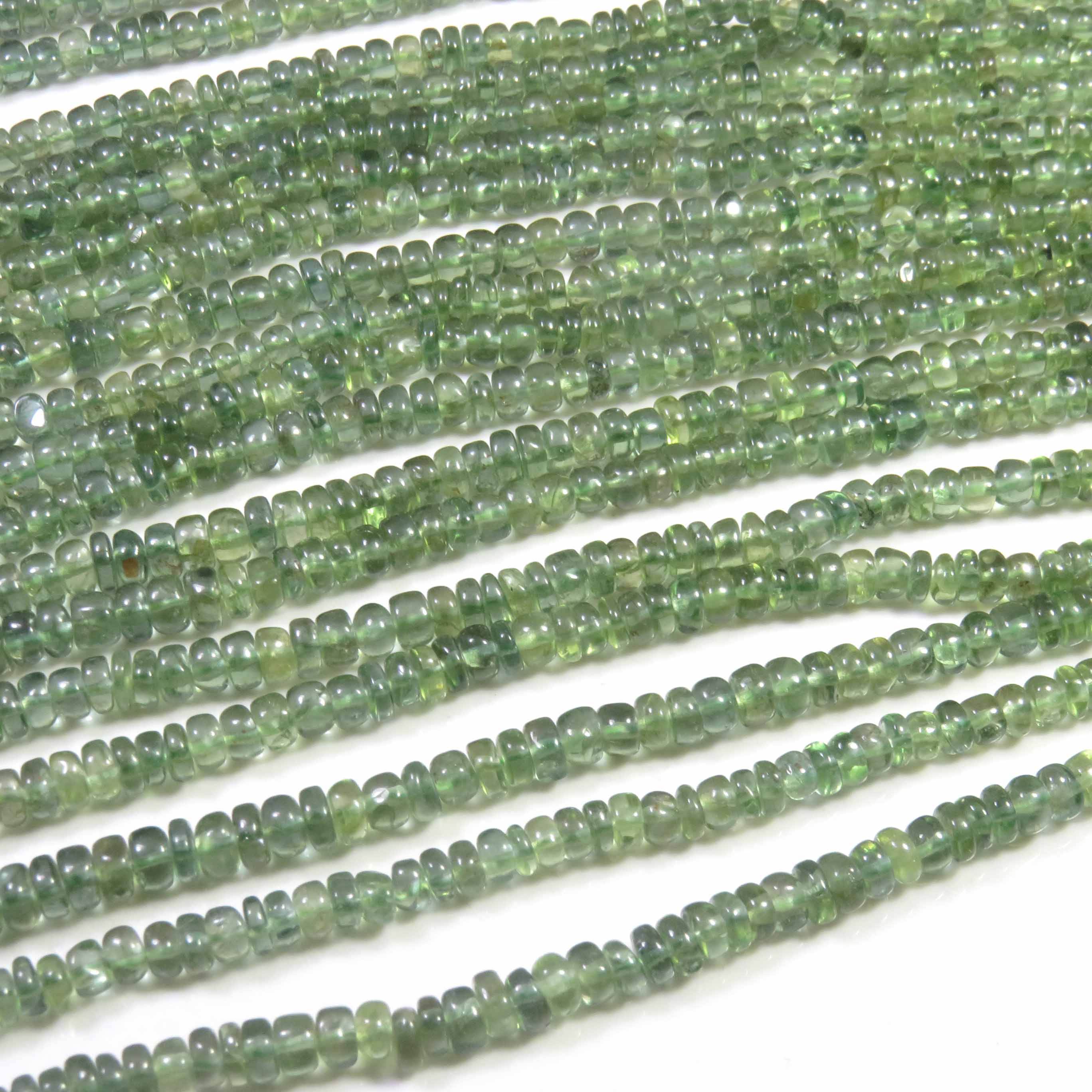 สีเขียว