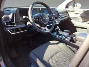 SUV USADO ASEQUIBLE 2024, 8L, Tracción en las Cuatro Ruedas, Cámara 360°, Asientos de Cuero, Techo Panorámico - Product Image 2