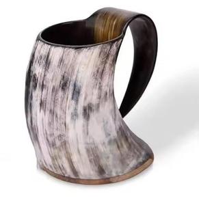 Chope à bière médiévale personnalisée de haute qualité Tasse à corne de Viking naturelle faite à la main Verres à bière polis - Product Image 5