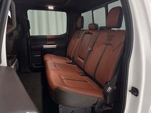 FORD F-450 SUPER DUTY KING RANCH CREW CAB LB DRW 4WD 2020 d'occasion (conduite à gauche/droite) - Product Image 5