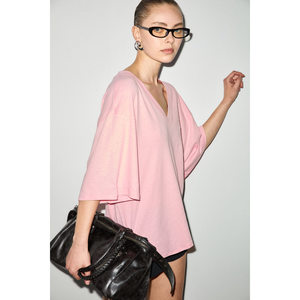 T-shirt confortable à col en V en mélange de coton biologique et de lin pour femme GRIMELANGE SYLORA - Product Image 6