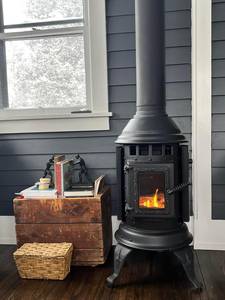 High Quality Freestanding Wood Pellet Heating <b>Stove</b> Modern Design Efficient Performance Aluminum Construction Eco-Friendly - Product Image 6