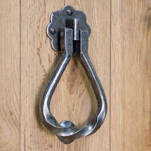 Tocador de Puerta Rústico de Hierro Metálico de Alta Calidad, Duradero, Ecológico y Multifuncional con Diseño de Ángel para Hogar, Hotel y Villas - Product Image 2