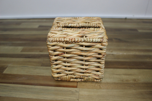 Artex Dong Thap, boîte à mouchoirs en tissu tissé moderne faite à la main, distributeur carré - Product Image 5